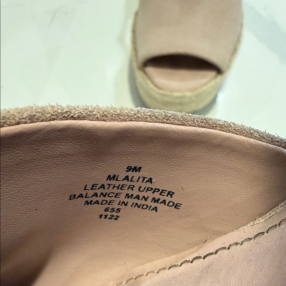 Marc Fisher Size 9 Mlalita Blush Suede Leather Upper Espadrille Wedge Sandals - Picture 16 of 16
